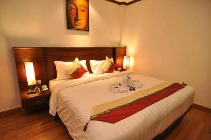 Hemingway'S Hotel Patong Luaran gambar